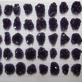 Uruguay Minerals. Marcos Lorenzelli S.R.L. Amethyst Mini Druze