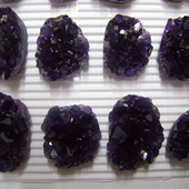 Uruguay Minerals. Marcos Lorenzelli S.R.L. Amethyst Mini Druze