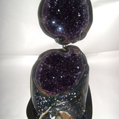 Uruguay Minerals. Marcos Lorenzelli S.R.L. Amethyst Geodes