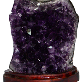 Uruguay Minerals. Marcos Lorenzelli S.R.L. Amethyst Cut Bases
