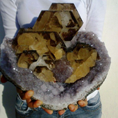 Uruguay Minerals. Marcos Lorenzelli S.R.L. Amethyst Special Pieces