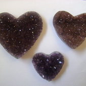 Uruguay Minerals. Marcos Lorenzelli S.R.L. Amethyst Hearts