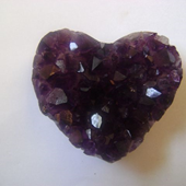 Uruguay Minerals. Marcos Lorenzelli S.R.L. Amethyst Hearts