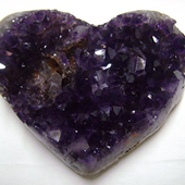 Uruguay Minerals. Marcos Lorenzelli S.R.L. Amethyst Hearts
