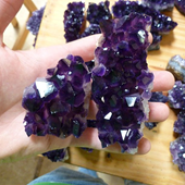 Uruguay Minerals. Marcos Lorenzelli S.R.L. Amethyst Clusters