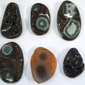 Uruguay Minerals. Marcos Lorenzelli S.R.L. Druzy Cabs