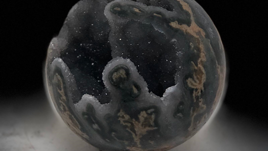 Uruguay Minerals. Marcos Lorenzelli S.R.L. Amethyst Spheres